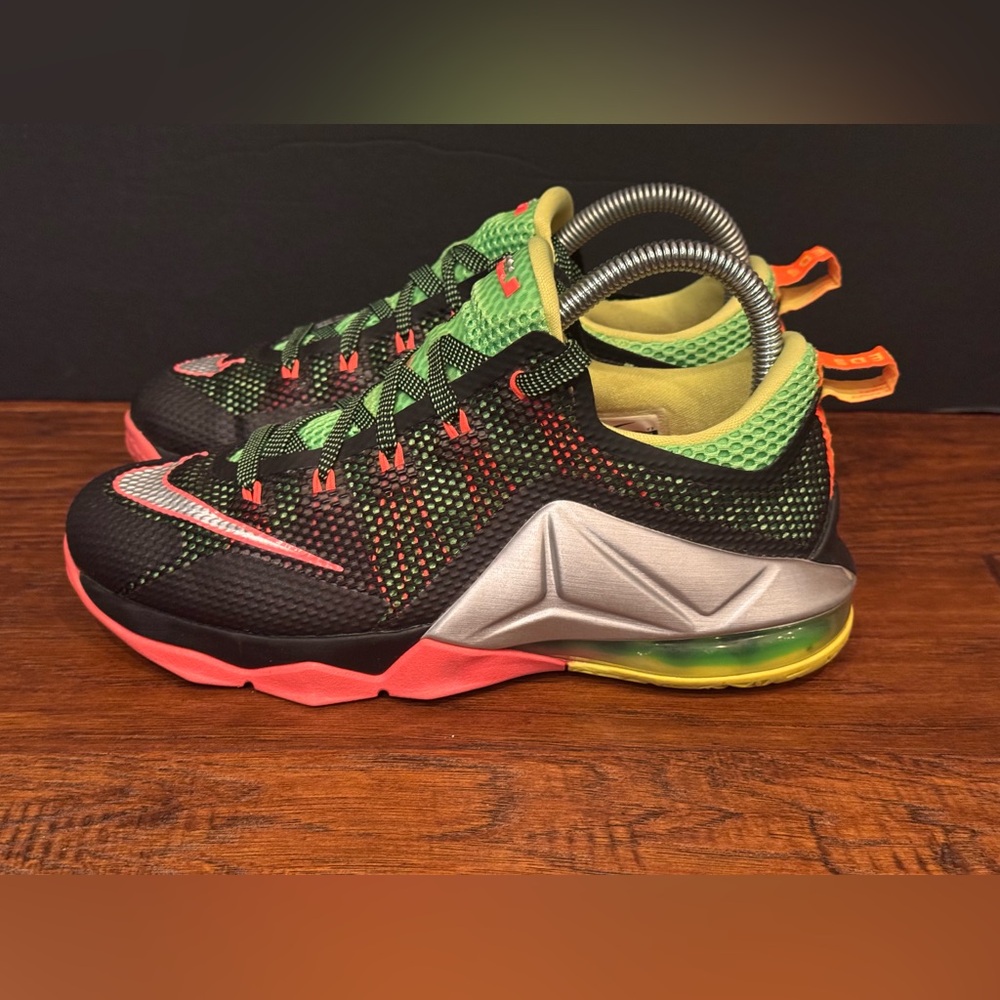 Nike Lebron XII Low Remix Sneakers 744547-003
